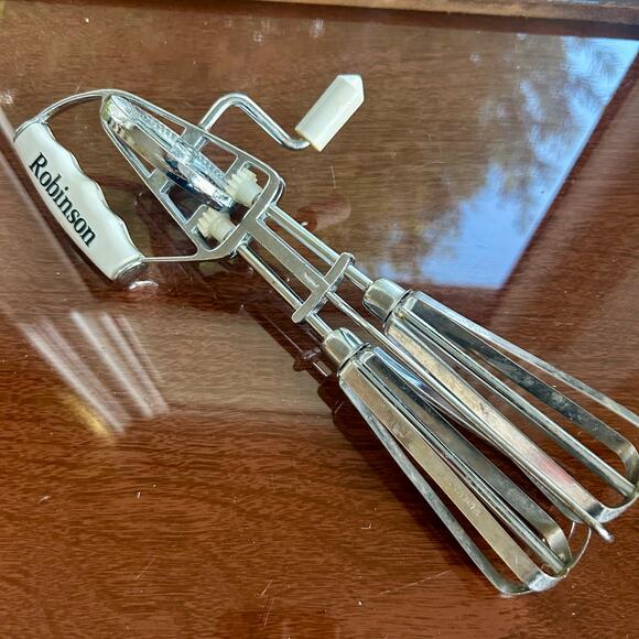 Vintage Robinson Kitchen Stainless Egg Beater Manual Hand MIxer - Picture 1 of 8